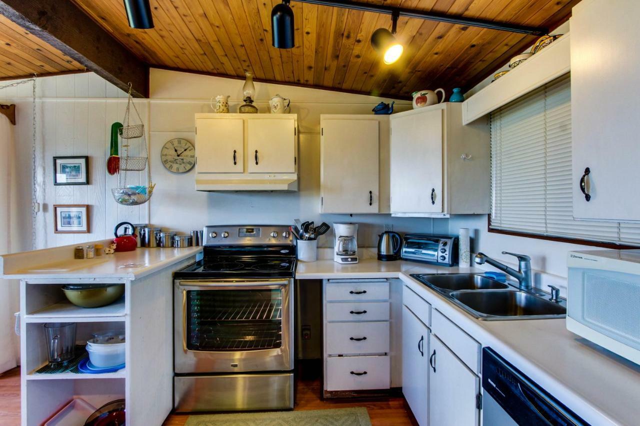 Dulcinea'S Cabin Yachats Εξωτερικό φωτογραφία